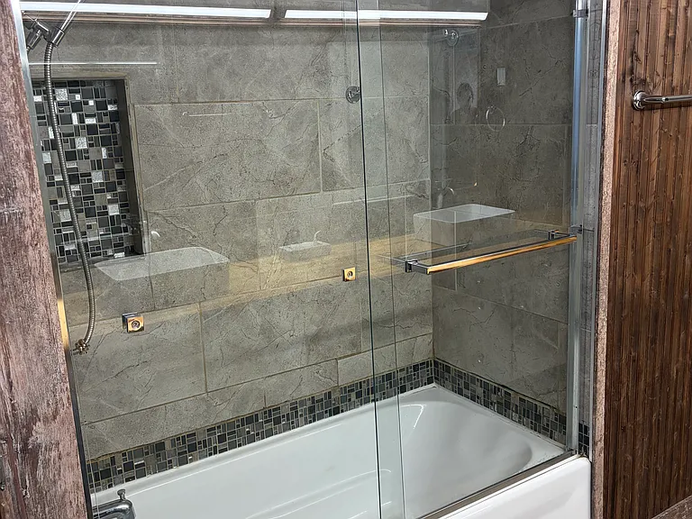 605 Brewer St — Photo 21