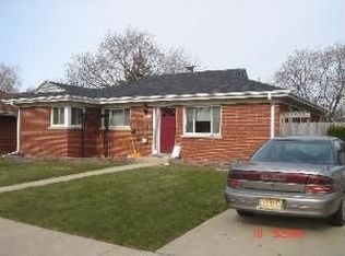 8338 Gross Point Rd, Morton Grove, IL 60053