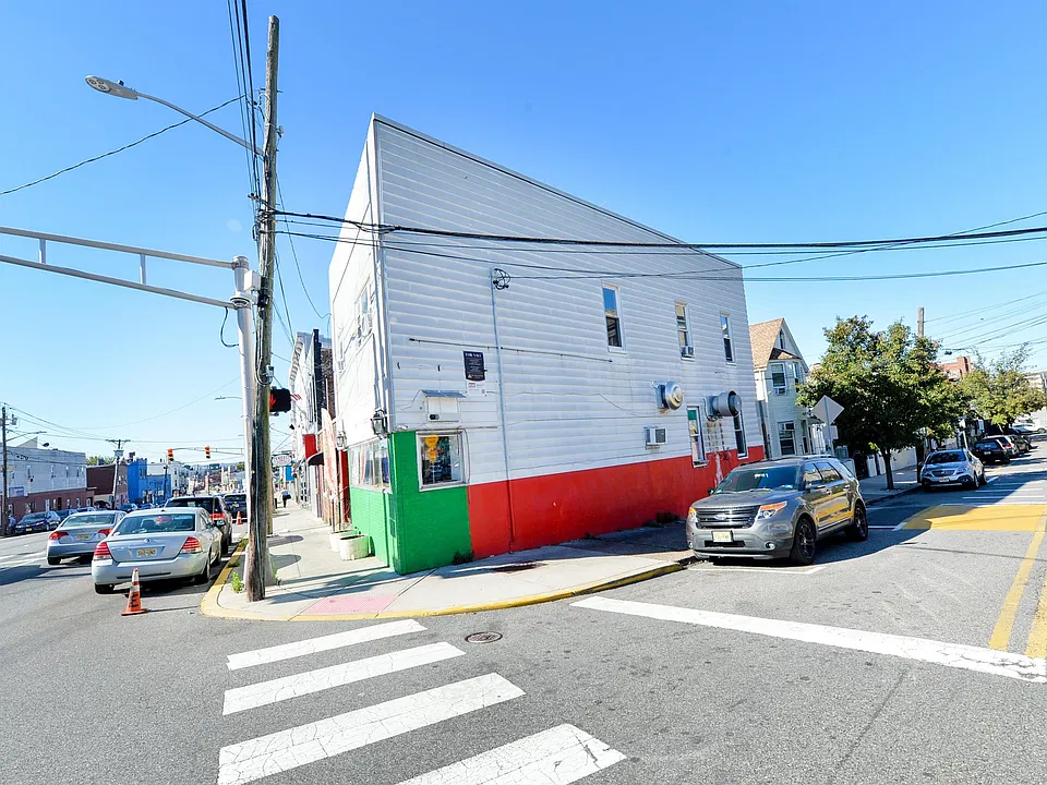 6245 Kennedy Blvd #REAR