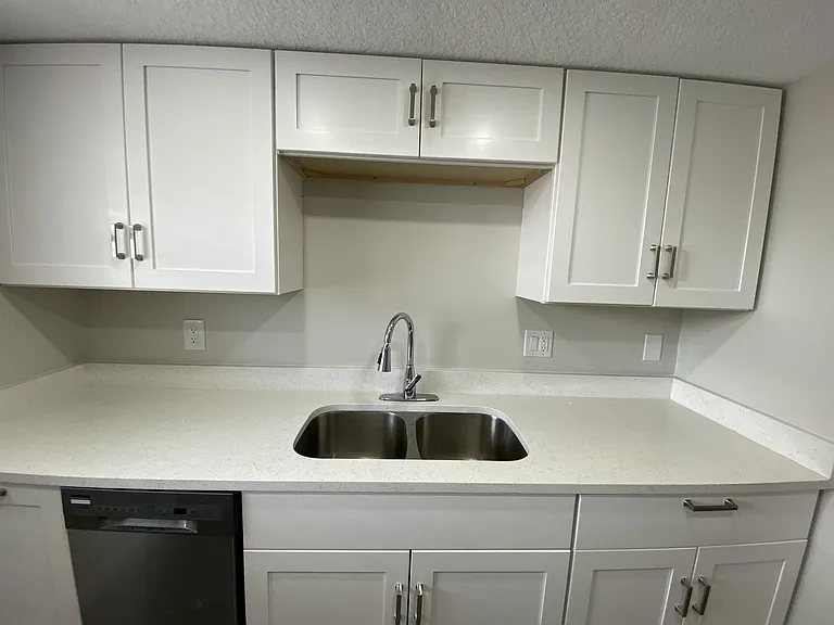 124 N Jefferson Ave — Photo 9