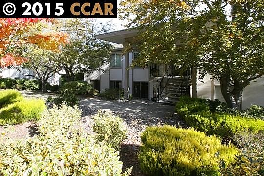 1st image of 2600 Ptarmigan Dr APT 2