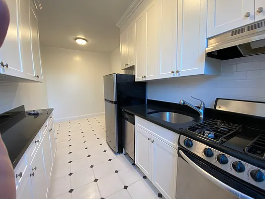 Rented by S&S Ocean Bay Properties | media 36