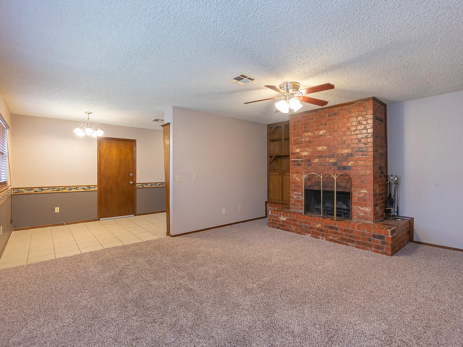 2 bed, 1018 sqft, $1,195 — Photo 4