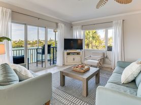 109 Bayshore Rd, Nokomis, FL