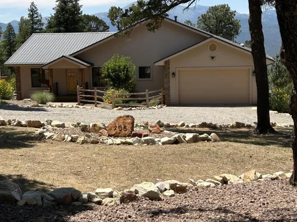 205 King Arthurs Ct, Ruidoso, NM 88345