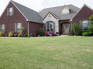 15377 Lakewood Ct, Claremore, OK 74017