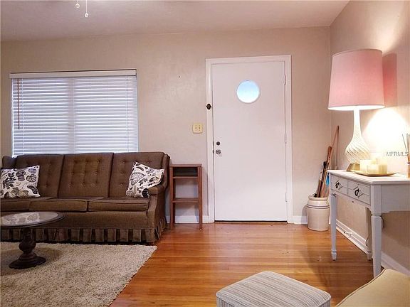 5th image of 8108 N Fielding Ave
