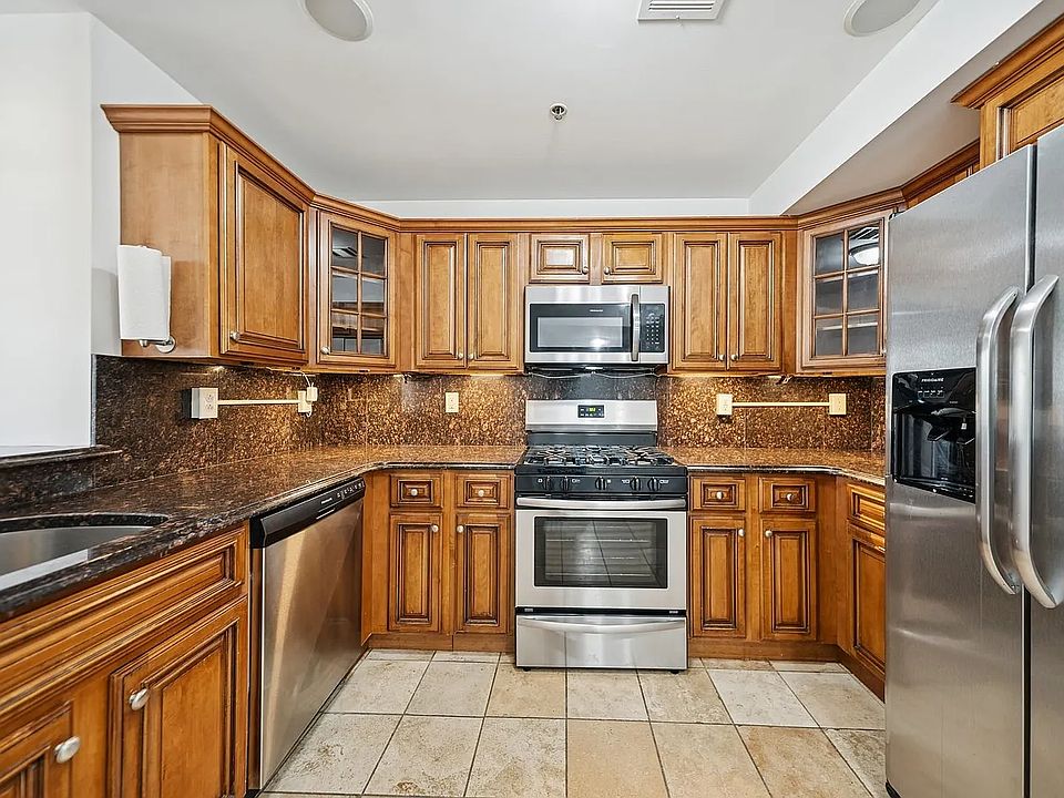 2nd image of 45 Broadway #403