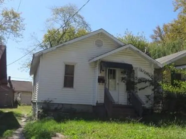 2709 Sanford Ave, Alton, IL 62002