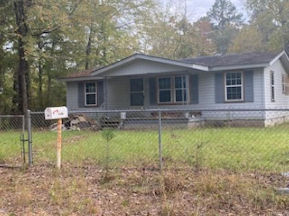1st image of 127 W Ouachita #581