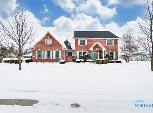 8109 Shawnee Forest Dr, Findlay, OH 45840