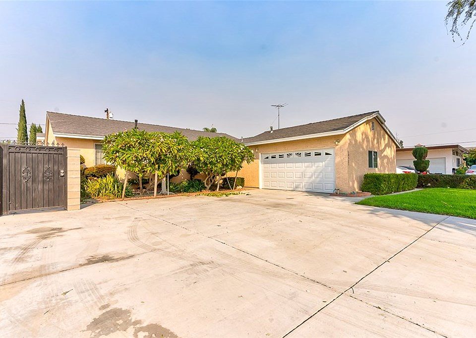1st image of 10921 Allen Dr