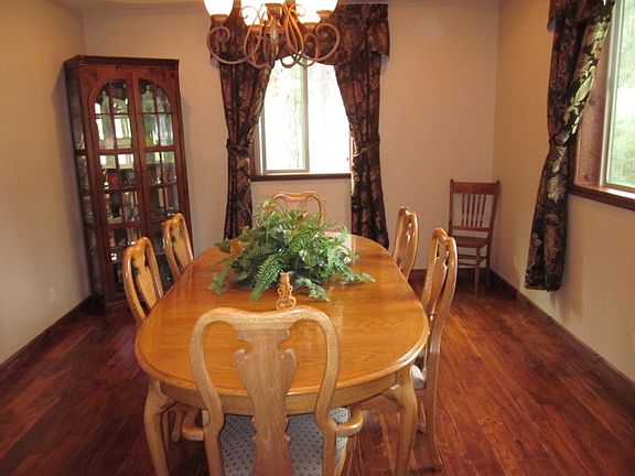 Large Formal Dining