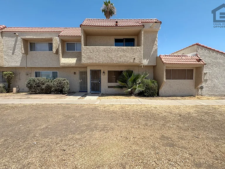 4759 W Marlette Ave — Photo 6
