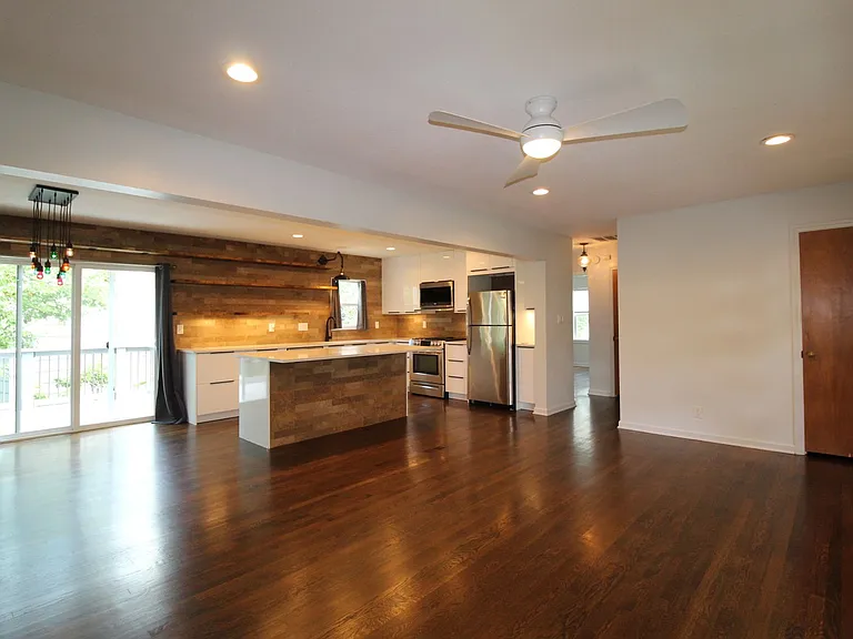 5739 Beverly Ln — Photo 5