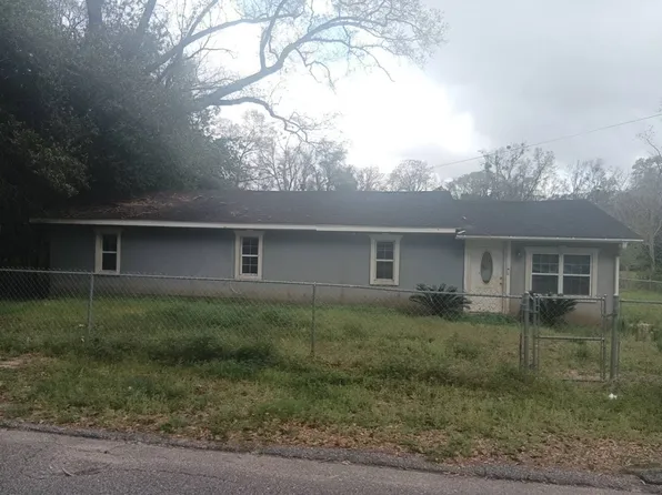 7005 Victor Rd, Mobile, AL 36608