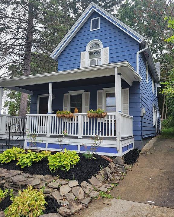 1st image of 9 Kress St