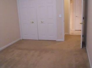28752 Church St, Flat Rock, MI 48134