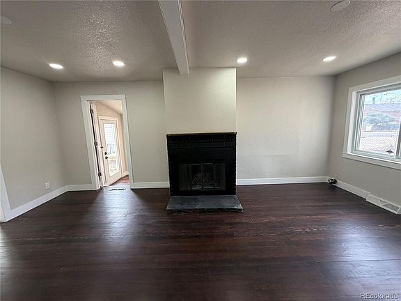 5th image of 3330 S Bryant Street