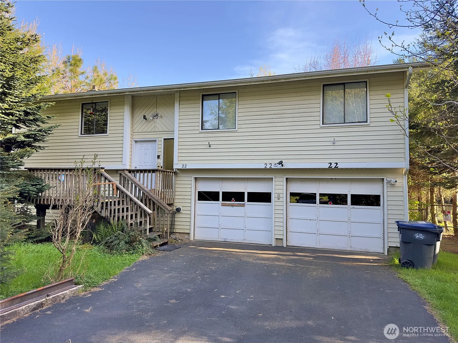 22 Shamrock Way photo 1