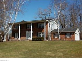 7887 Valley View Rd, Hudson, OH 44236