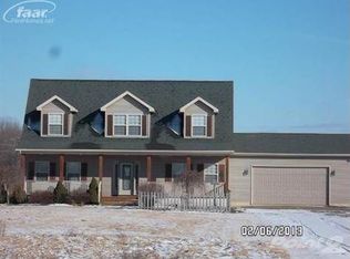 9158 N Center Rd, Clio, MI 48420