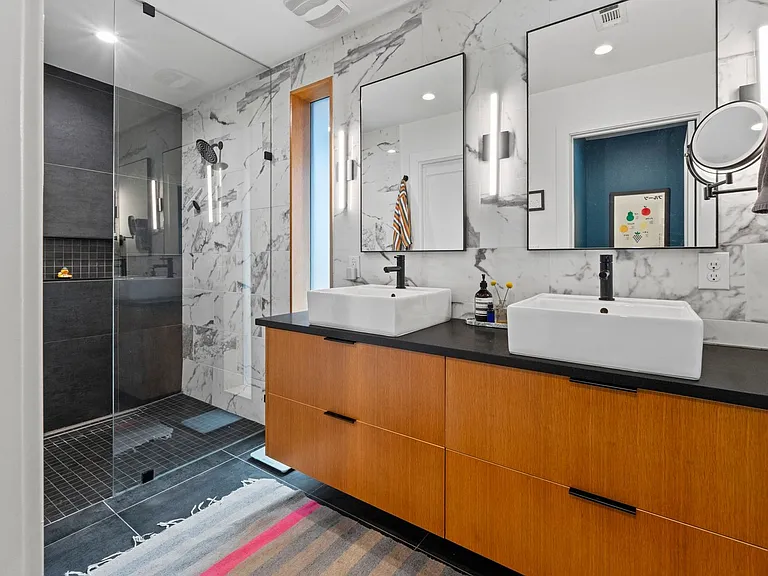 3205 Locke Ln — Photo 14