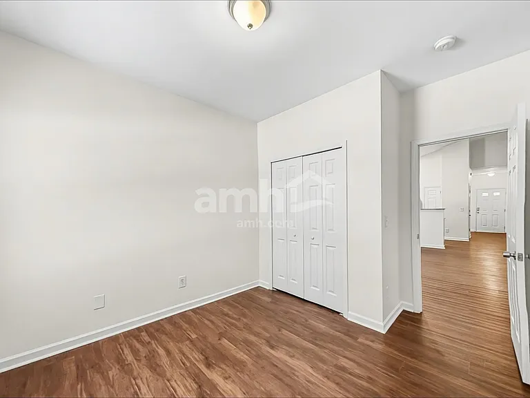 929 Redland Dr — Photo 15