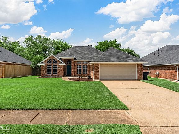 4th image of 5909 Clearview Cir