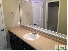 60 Lonnie Dr — Photo 14