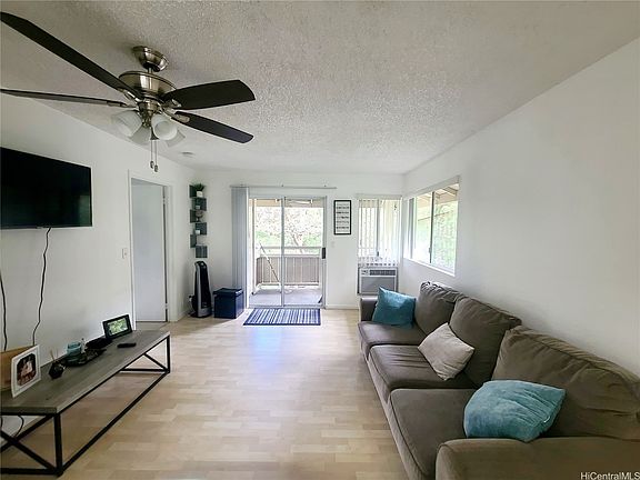 3rd image of 95-510 Wikao St APT K206