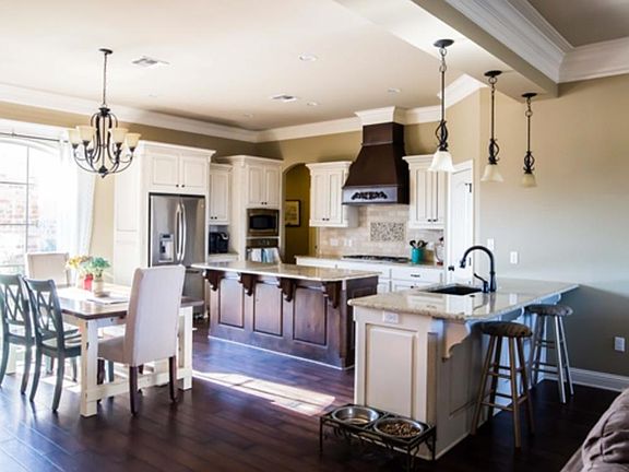 Kitchen with eat in dining