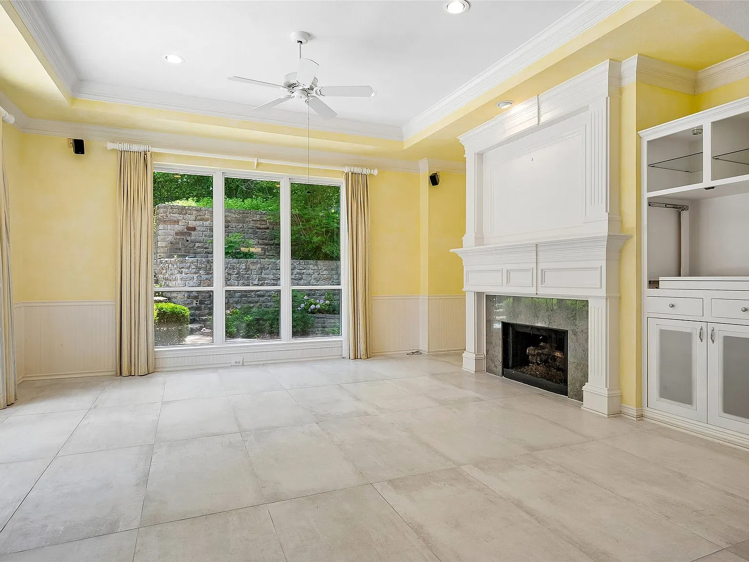 4 bed, 3.0 bath, 3003 sqft, $4,500 — Photo 4