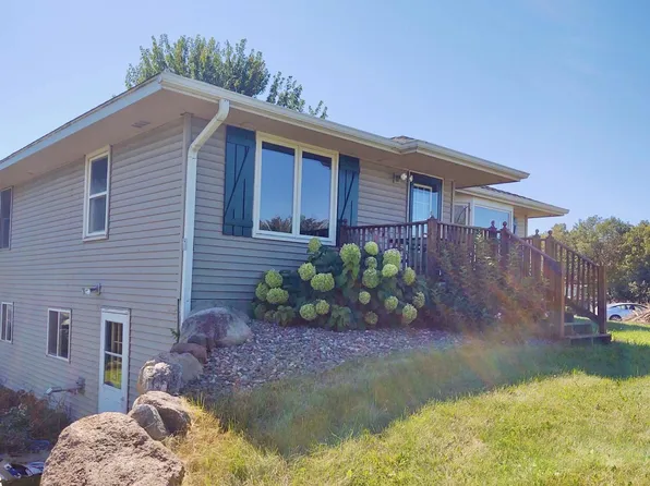 19034 NE 115th St, Foreston, MN 56330