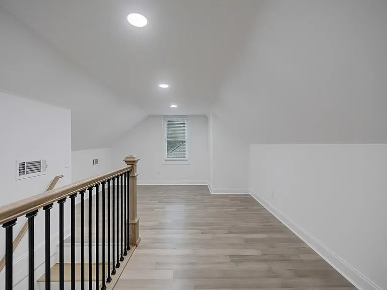 593 Lynnhaven Dr SW — Photo 21