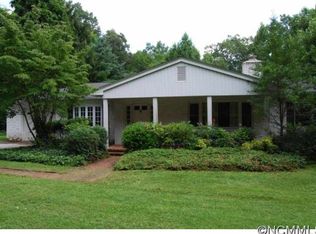 1258 Ransier Dr, Hendersonville, NC 28739