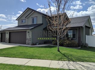 8058 N Chateaux Dr, Hayden Lake, ID 83835