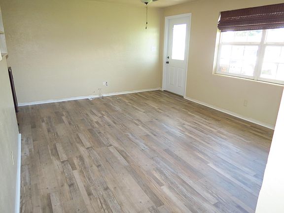 2nd image of 52 Seacrest Dr