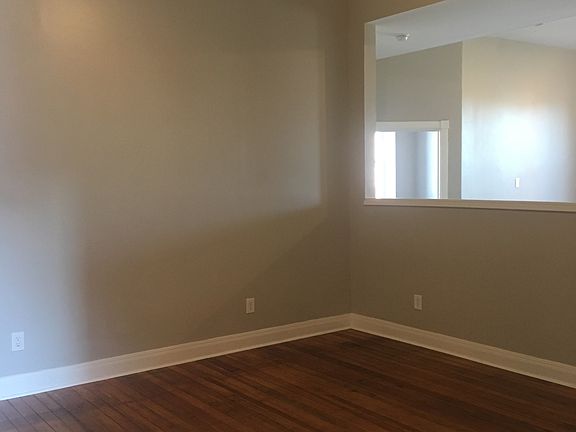 5th image of 2300 Shenandoah Ave #2303