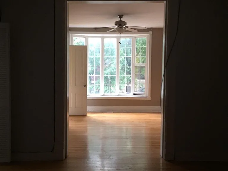1343 W George St — Photo 8