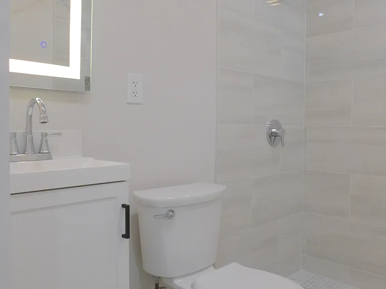45 Bennington St — Photo 14