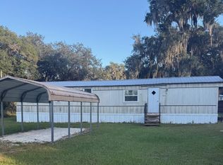 106 Shara Ln, Satsuma, FL 32189