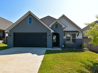 7012 Hillside Ave, Tyler, TX 75707