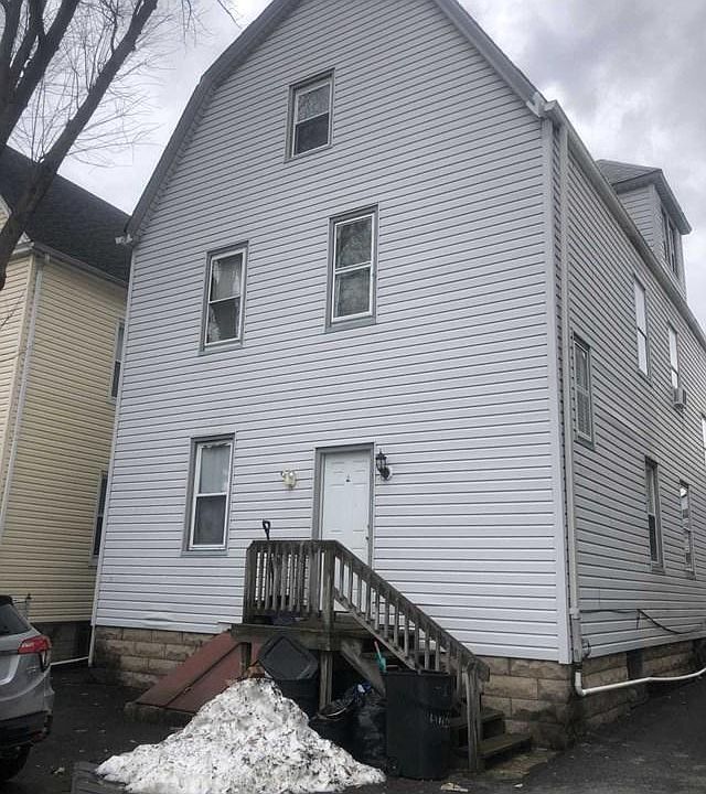 2nd image of 48 Linden Ave