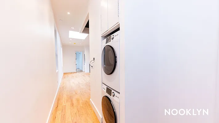 Rented by Nooklyn NYC LLC | media 13