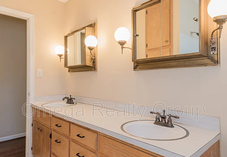 2061 Green Acres Dr — Photo 43