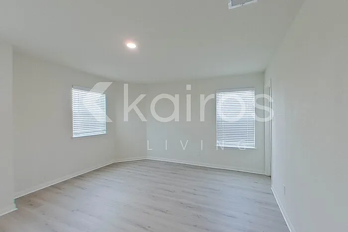 10631 Hillside Creek Dr — Photo 23