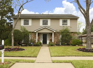 11514 Briar Rose Dr, Houston, TX 77077