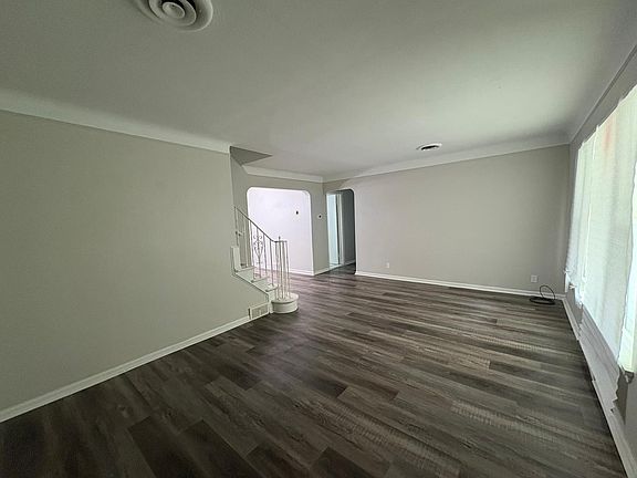 4th image of 1037 Keystone Dr