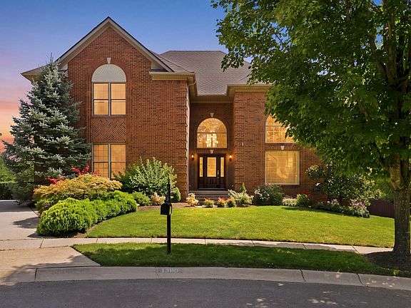 2nd image of 1300 Mumford Ln